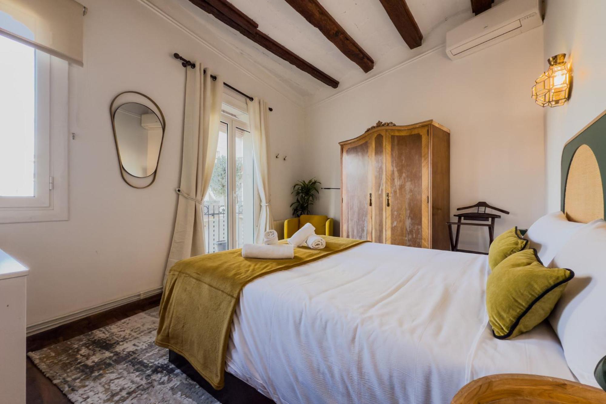 Magalhaes - Trad Flat In Poble Sec, Near Ramblas Barcelona Exteriör bild